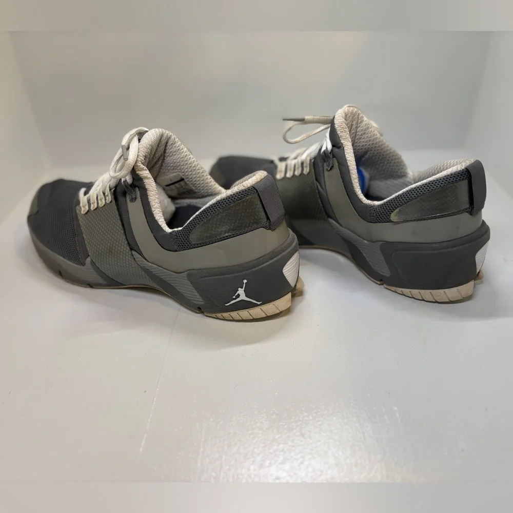 Nike Air Jordan Alpha Trunner Men’s Size 11 Gray White Training Sneakers Gym Cro
